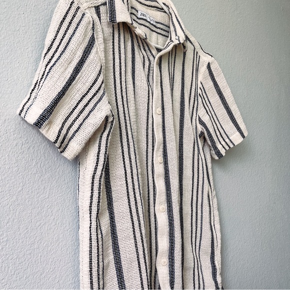 Zara Knit Textured Button Down Top - Picture 2 of 6